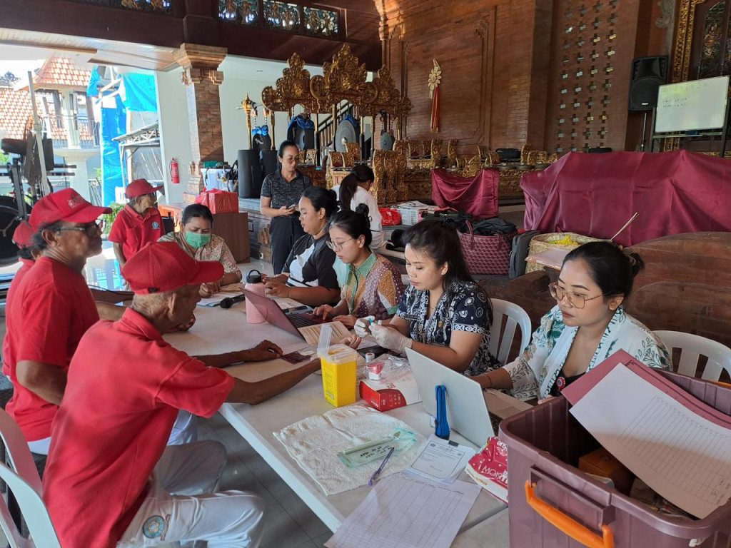 Kegiatan Posyandu ILP di Kelurahan Seminyak